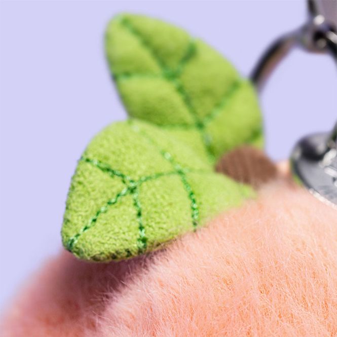 Hovedbilde Jellycat Amuseables Peach Nøglering Bag Charm